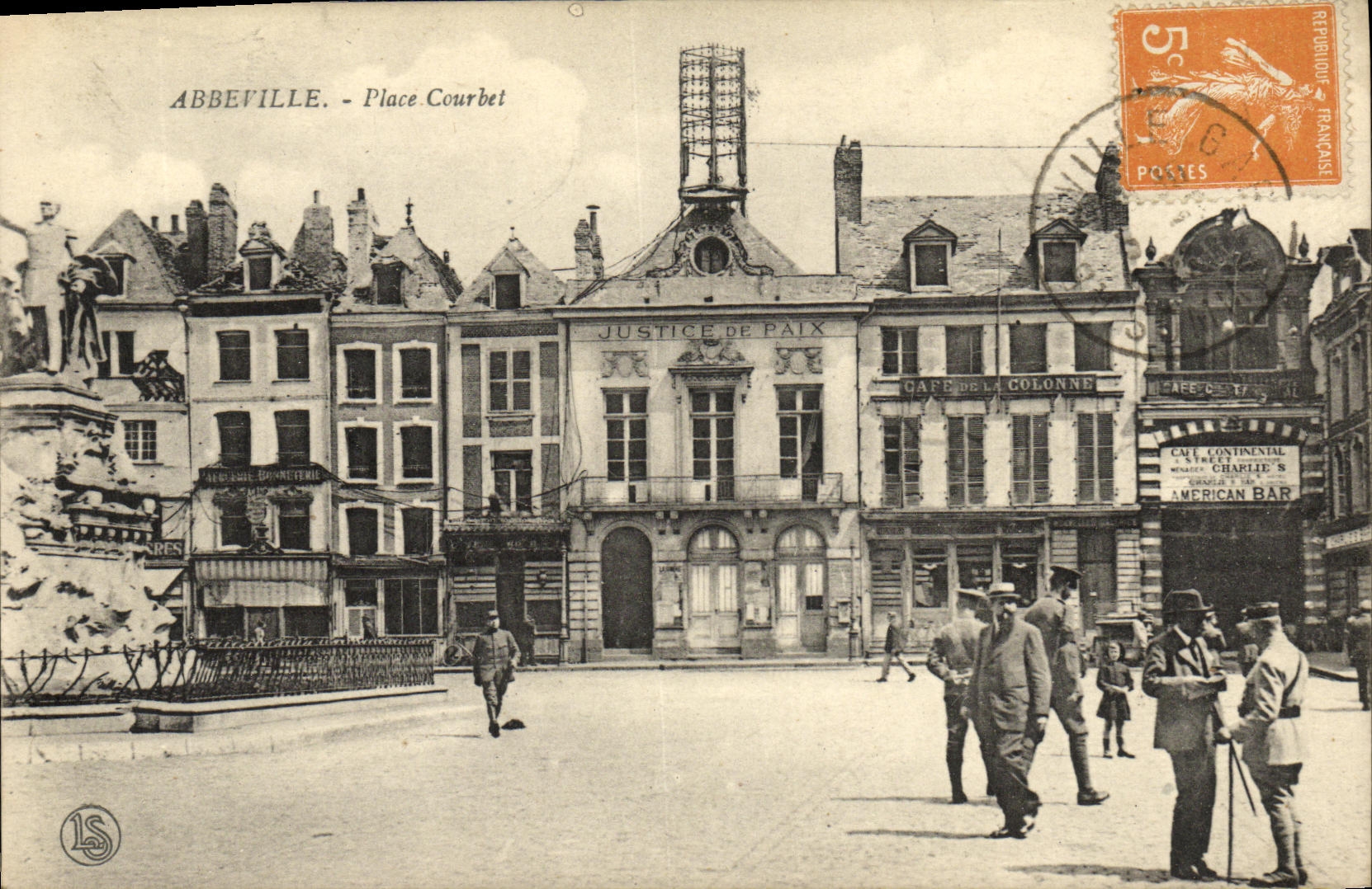 CPA Abbeville Place Courbet 