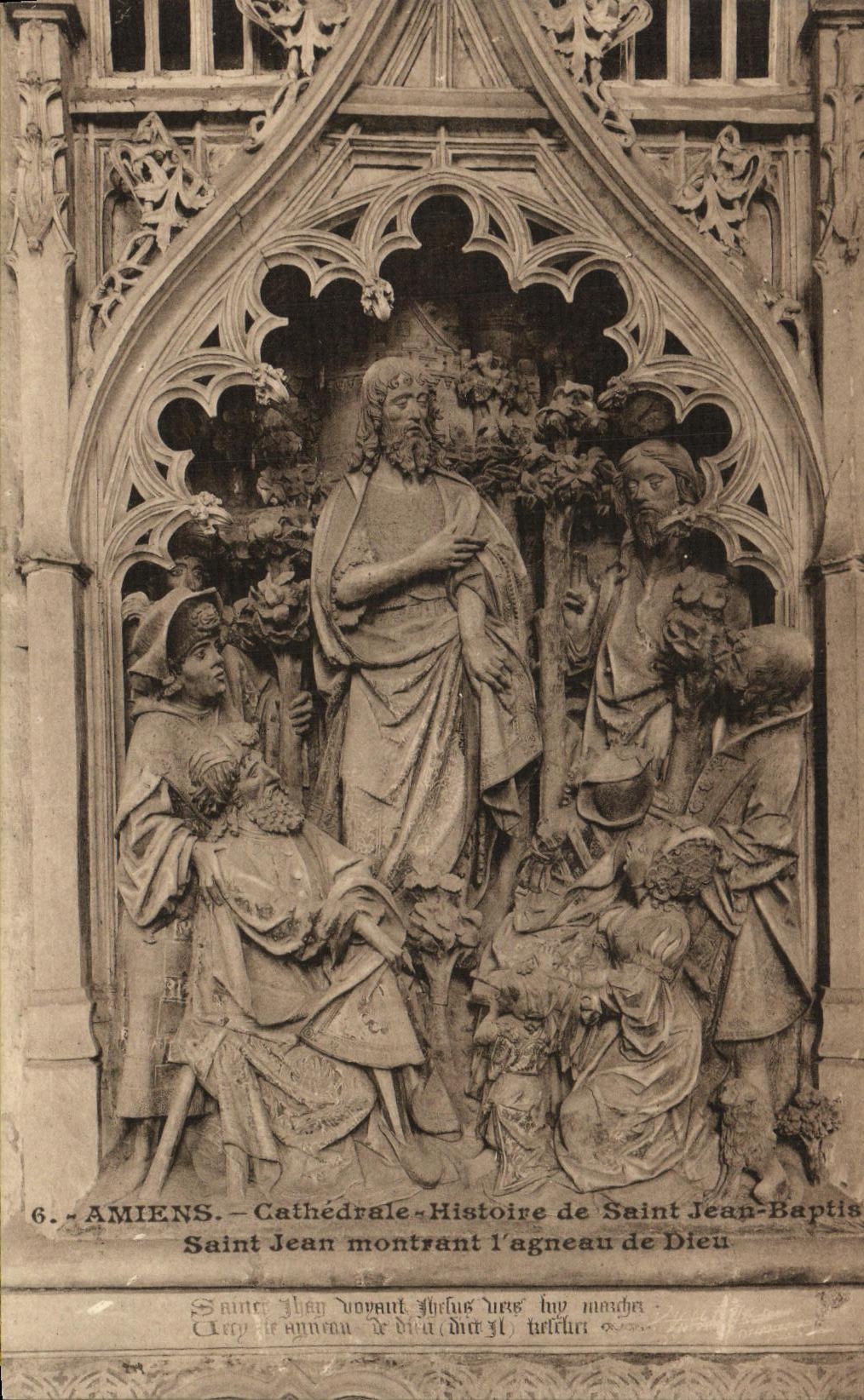 CPA Amiens Cathedrale Histoire de Saint Jean Baptiste montrant l agneau de Dieu