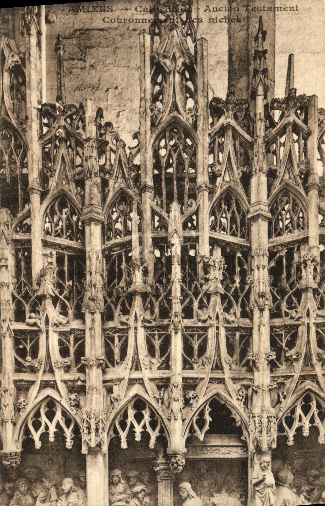 CPA Amiens Cathedrale Ancien Testament Couronnement des riches