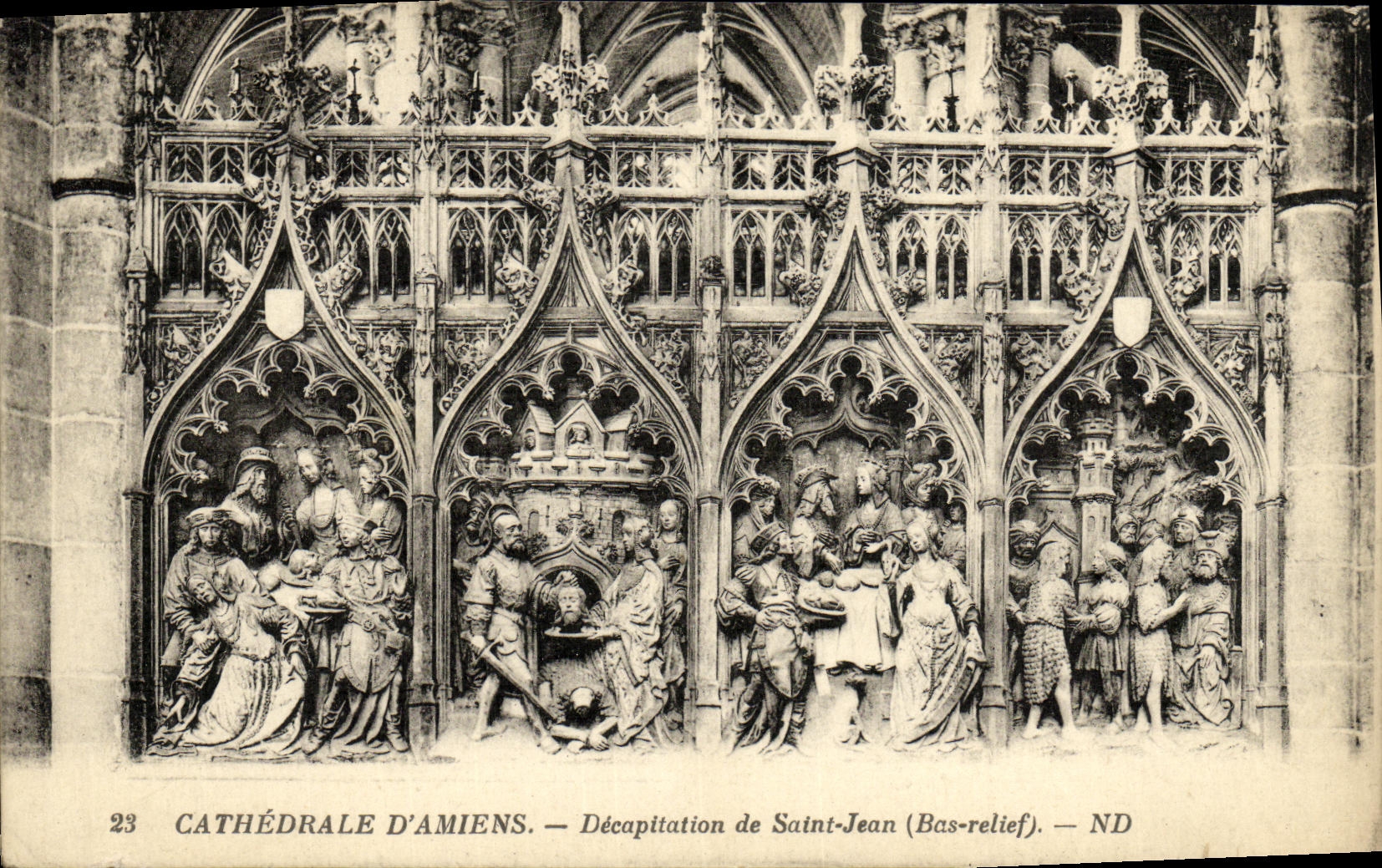 CPA Cathedrale D Amiens Decapitation de Saint Jean Bas relief