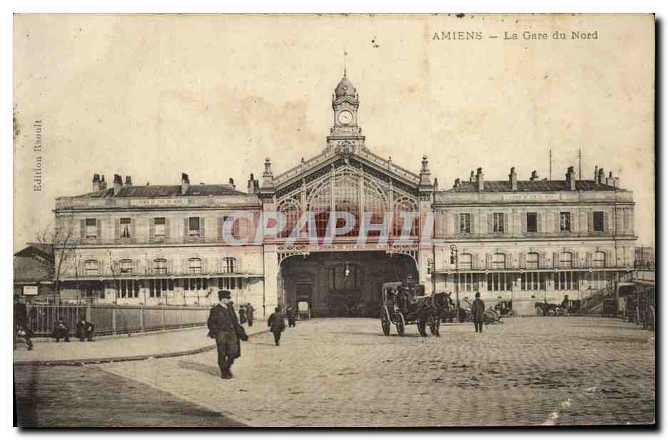 CPA Amiens La Gare du Nord 