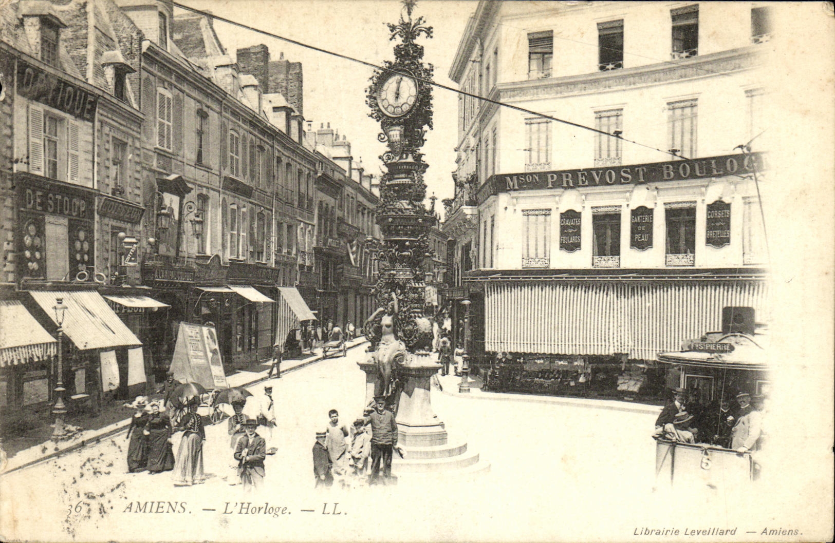 CPA Amiens L Horloge Tramway Enfants