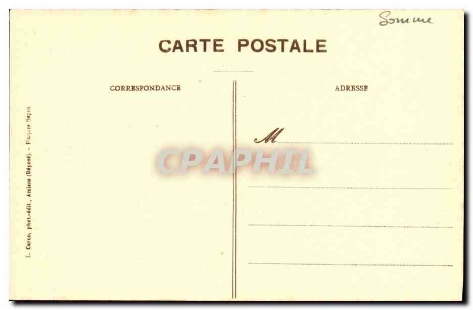 CPA Amiens Cathedrale Stalles du Choeur Trois Hommes Deroulant Une Banderolle — Back