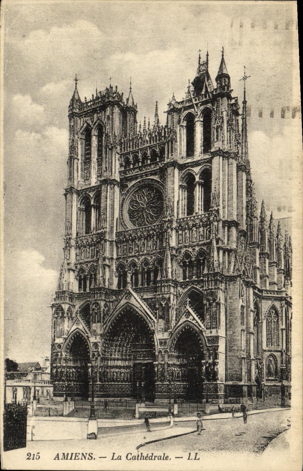 CPA Amiens La Cathedrale