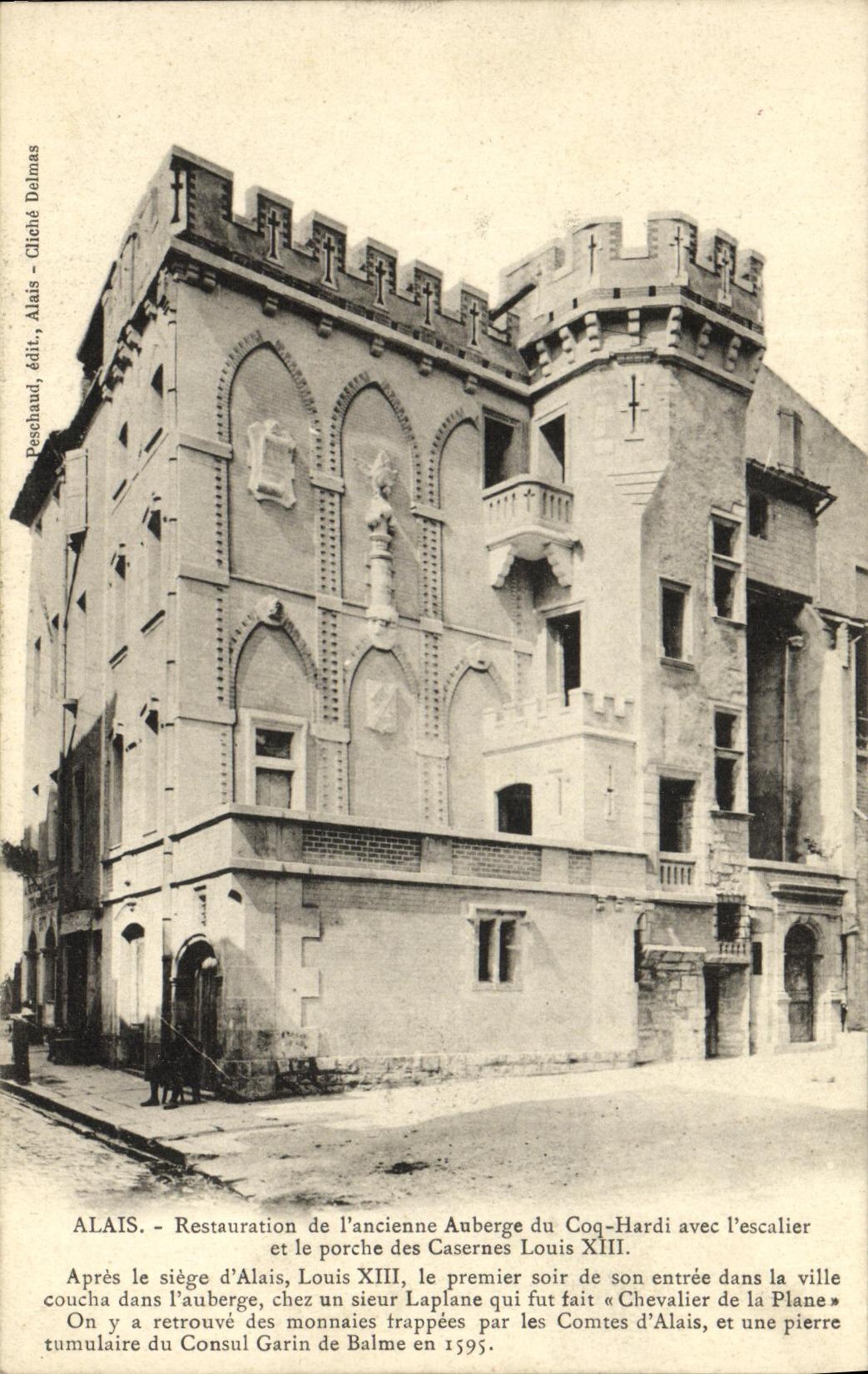 Alais — Restaurierung der ehemaligen Auberge du Coq-Hardi mit der Treppe und dem Portal der Casernes Louis XIII