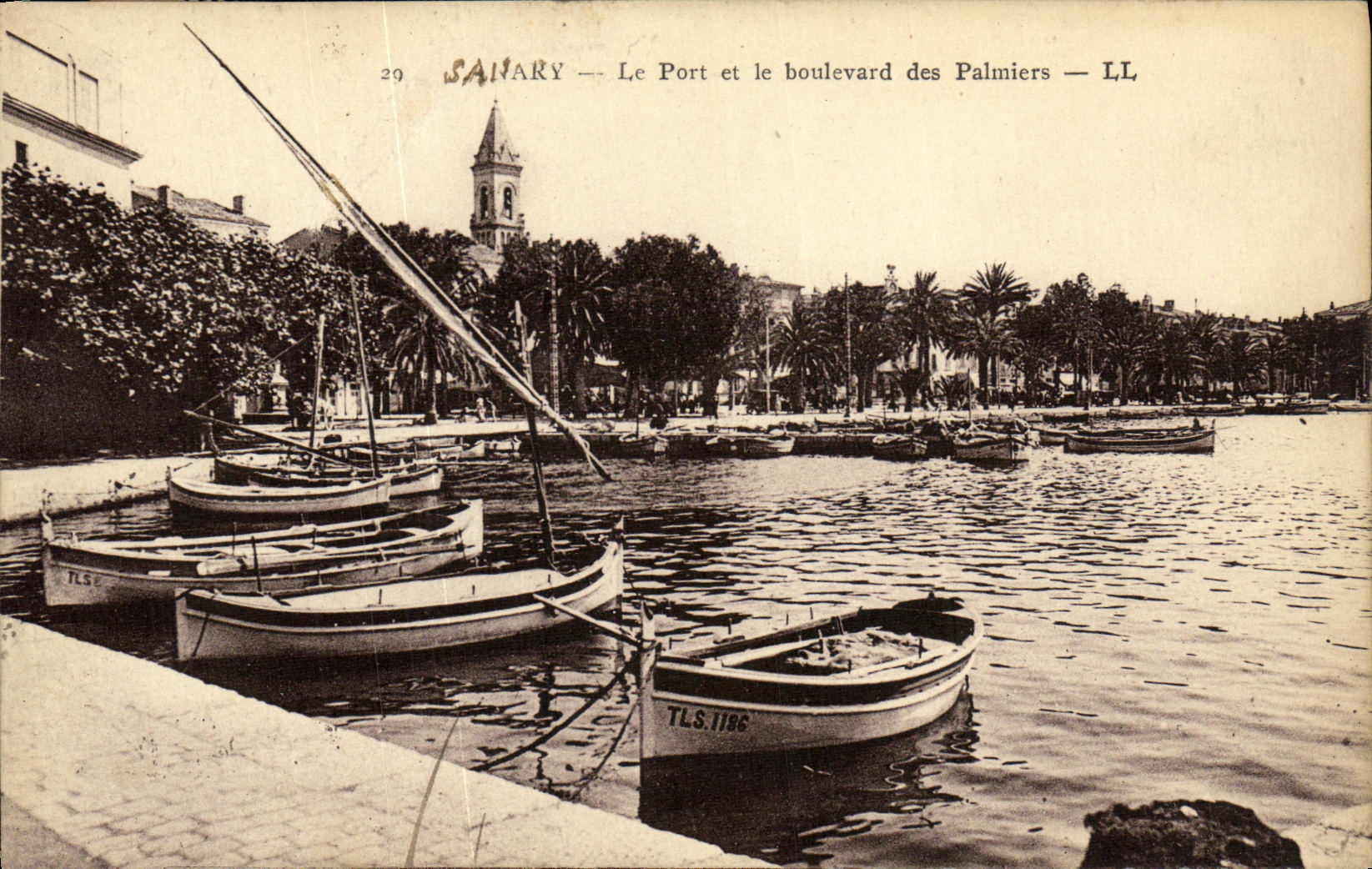 Sanary — Le Port et le boulevard des Palmiers — LL