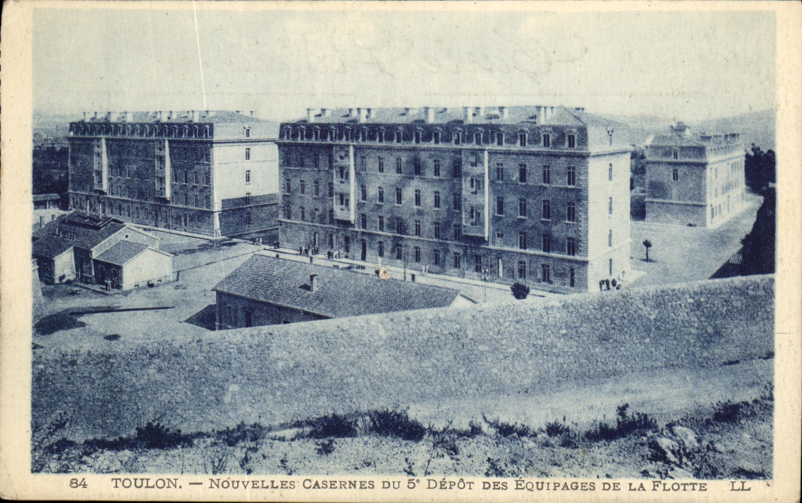Toulon — Nouvelles Casernes du 5° Dépôt des Équipages de la Flotte — LL
