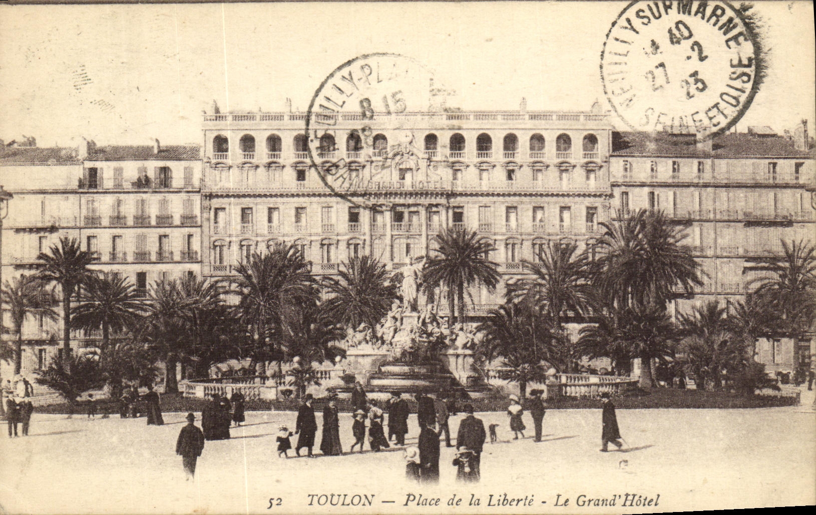 CPA Toulon Place de la Liberte Le Grand Hotel