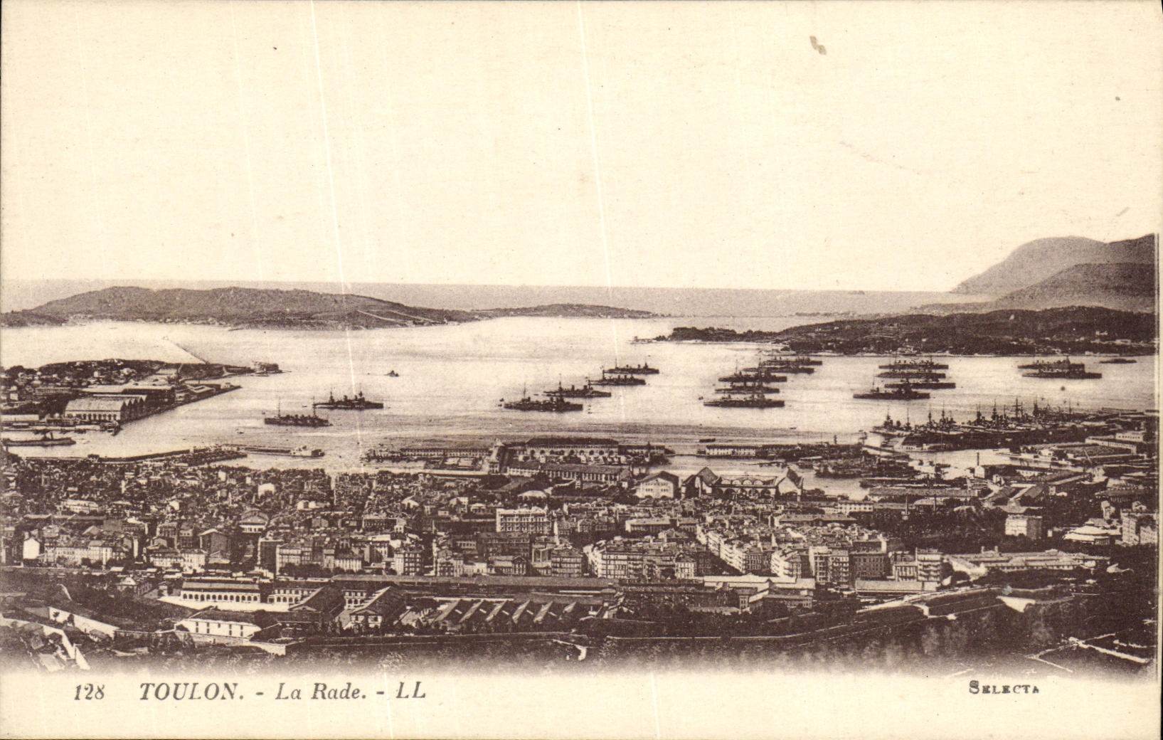 CPA Toulon La Rade Bateaux