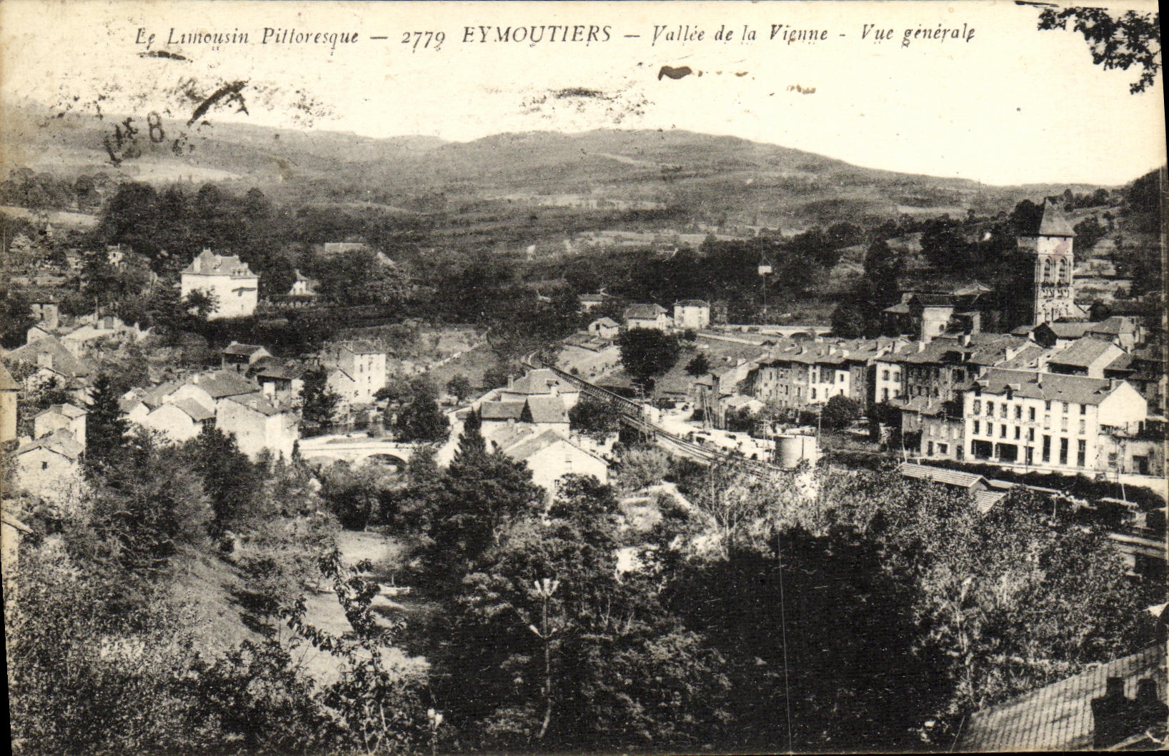 CPA Eymoutiers Vallee de la Vienne Vue Generale