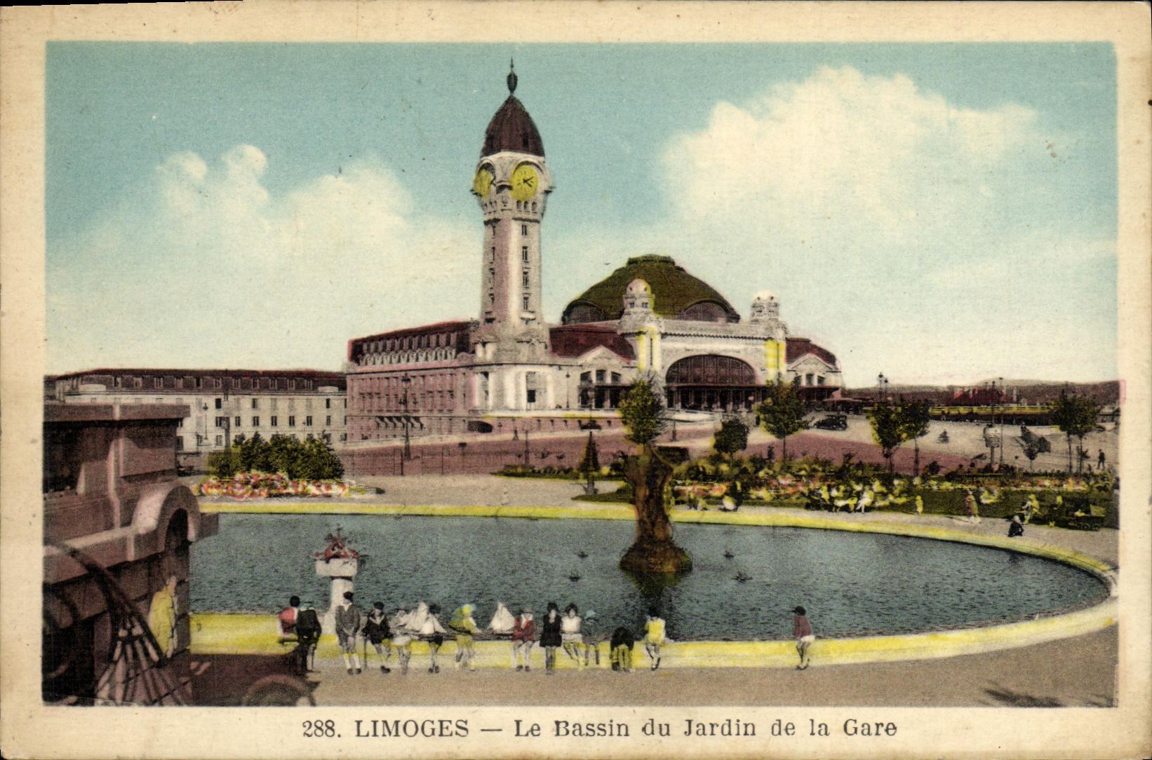 CPA Limoges Le Bassin du Jardin de la Gare