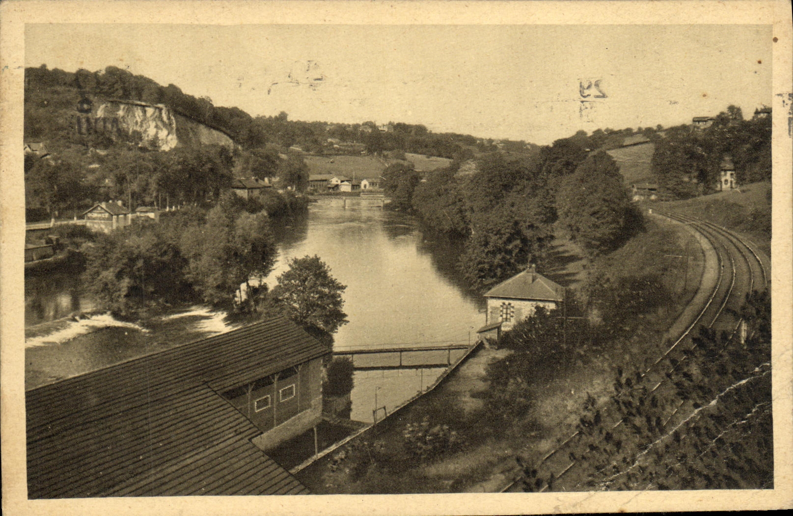 CPA Limoges Les Bords de la Vienne