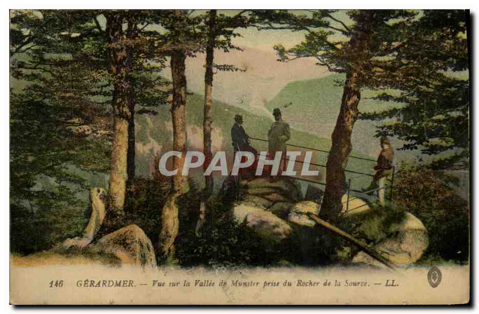 CPA Gerardmer Vue sur la Vallee de Munster Prise du Rocher de la Source