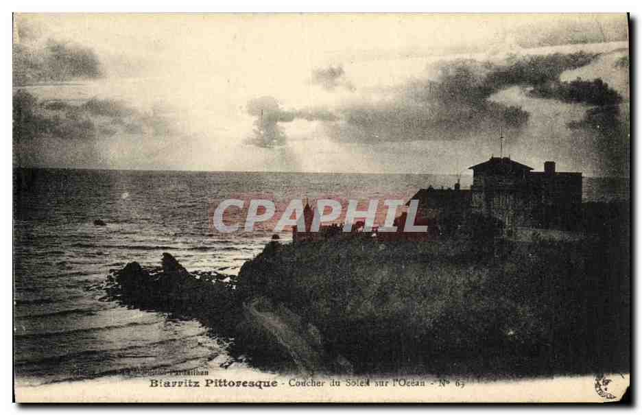 CPA Biarritz Pittoresque Coucher du Soled Sur L ocean 