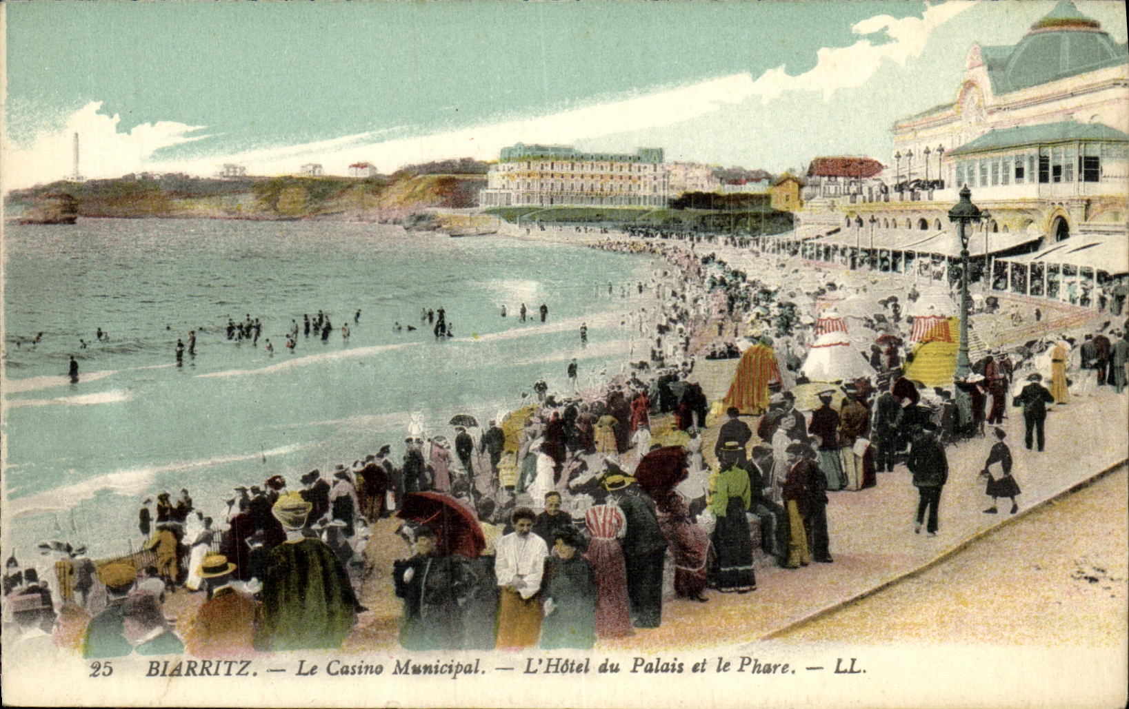 CPA Biarritz Le Casino Municipal L Hotel Du Palais et La Plage 