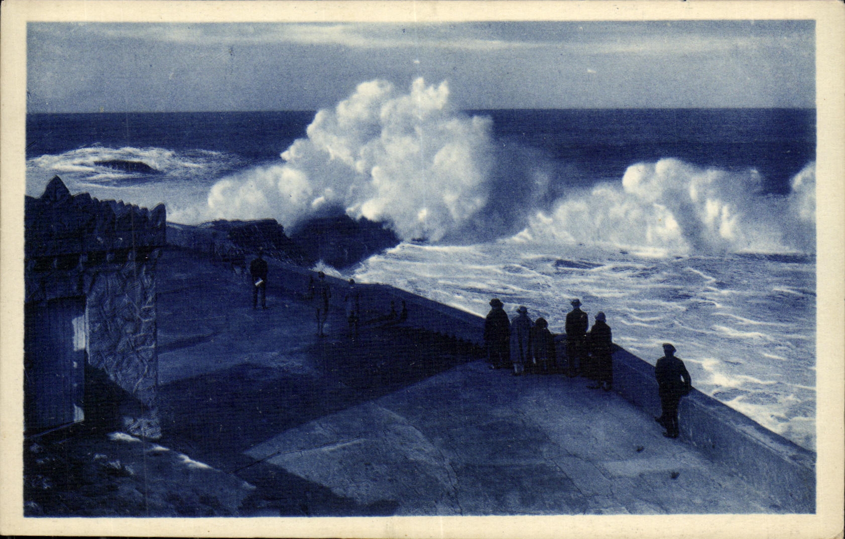 Biarritz (Côte Basque) — Grosse Mer au Rocher de la Vierge — Bloc frères, Bordeaux