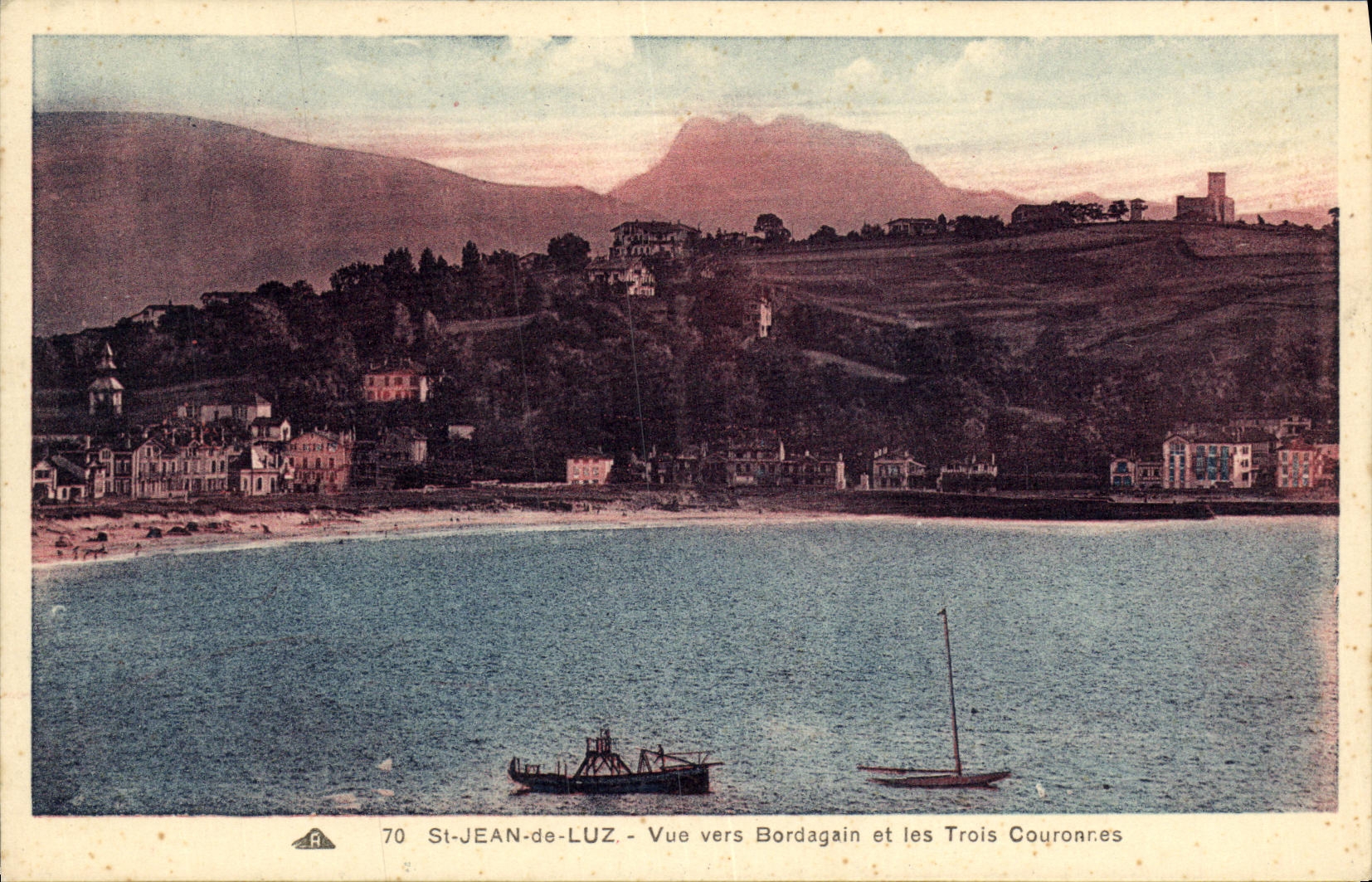 CPA Saint Jean De Luz Vue Vers Bordagain et Les Trois Couronres 