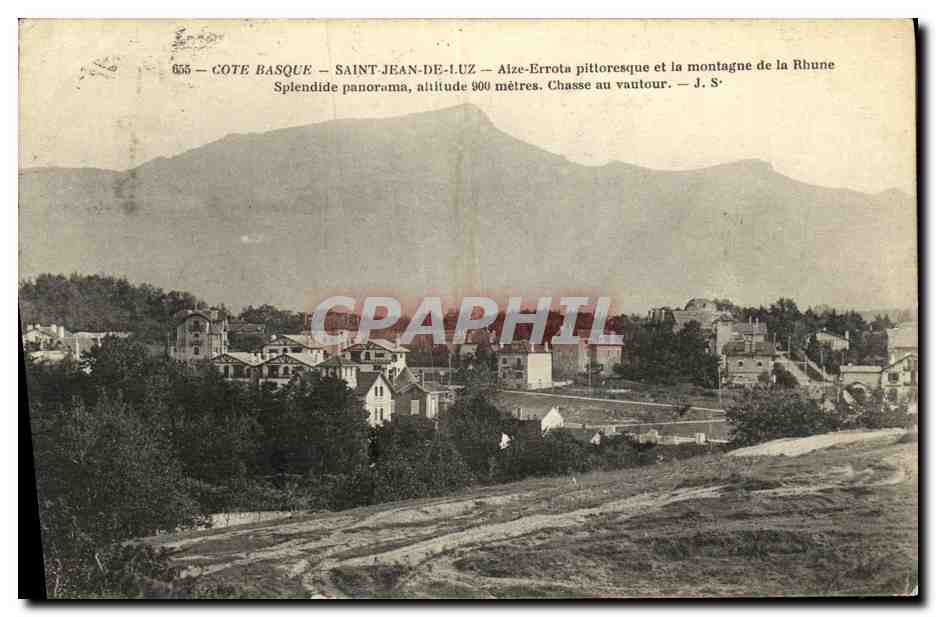 CPA Cote Basque Saint Jean De Luz Aize Errota pittoresque et la montagne de la Rhune Splendide panorama Chasse au vautou