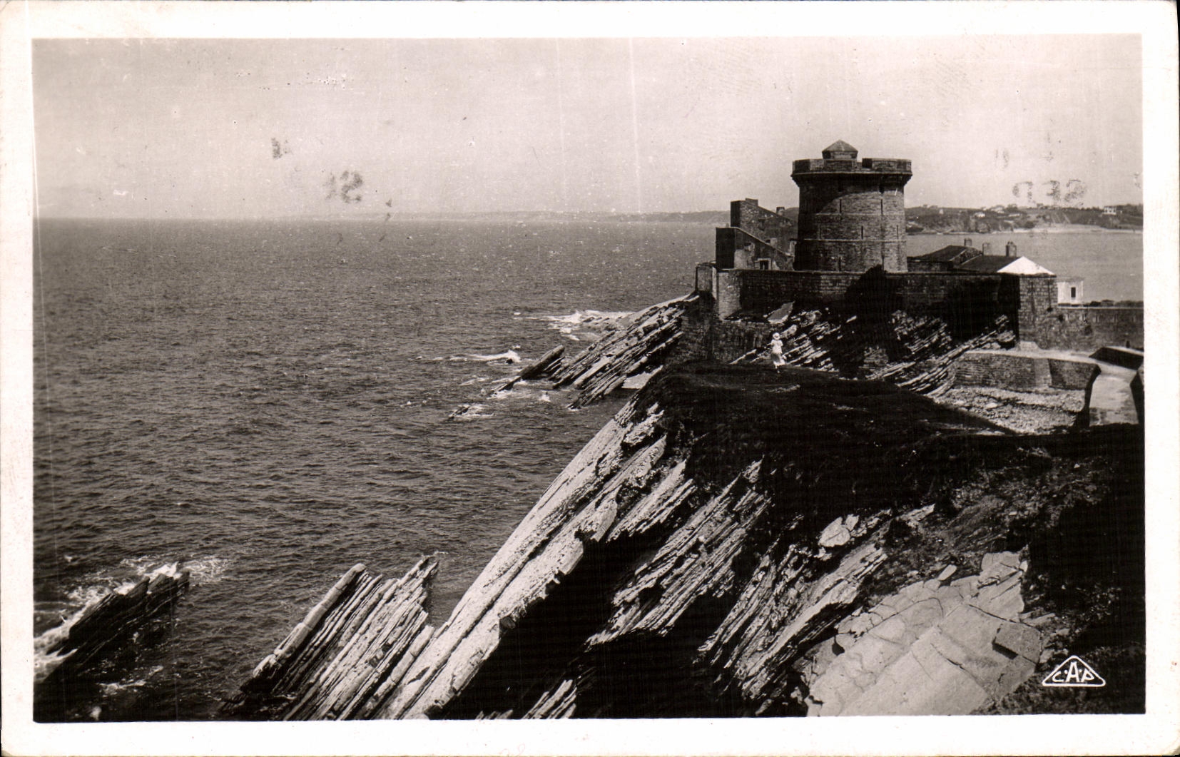 Saint-Jean-de-Luz — Le fort et les falaises — C.A.P. Strasbourg