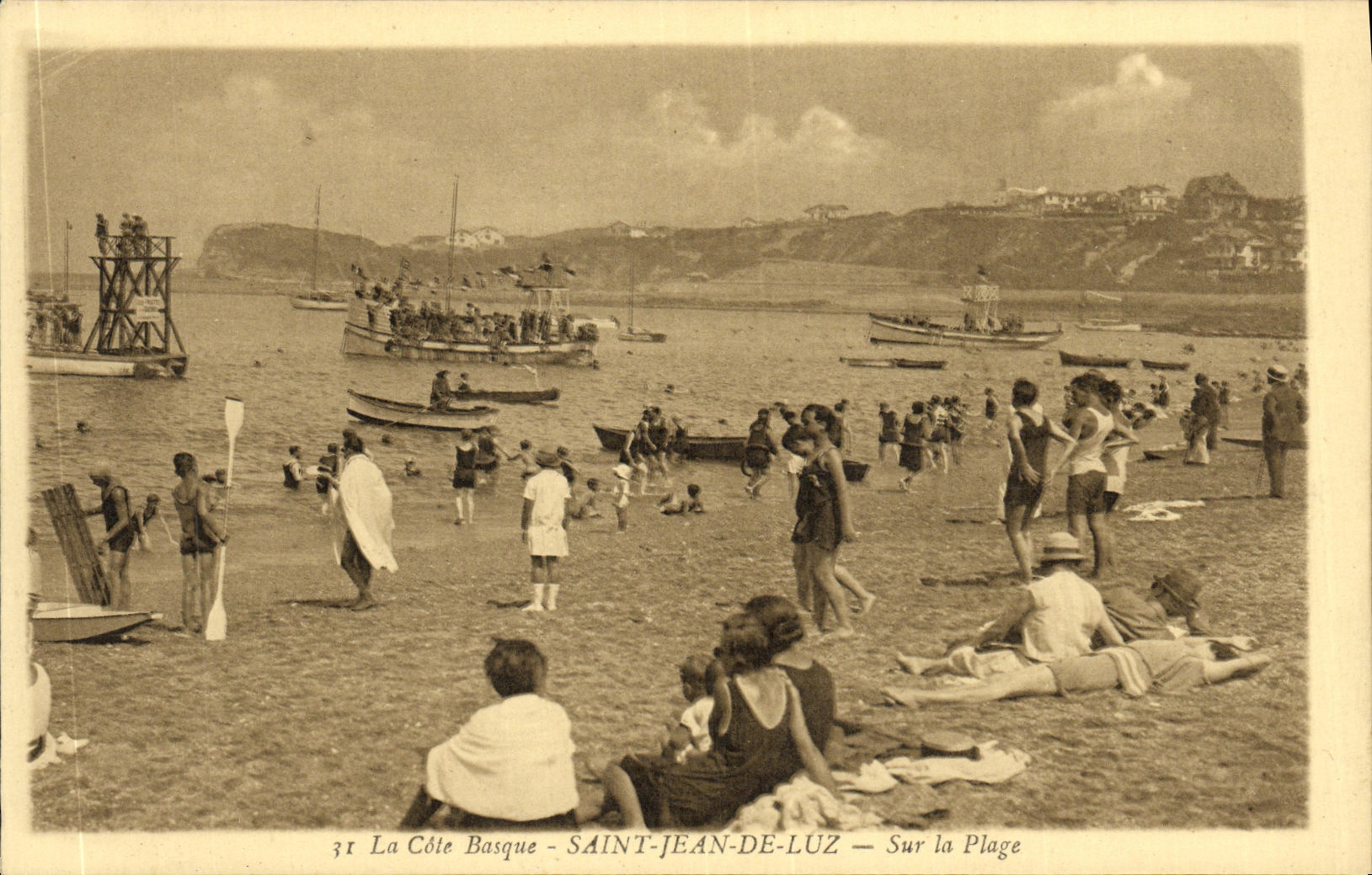 CPA La Cote Basque Saint Jean De Luz Sur La Plage 