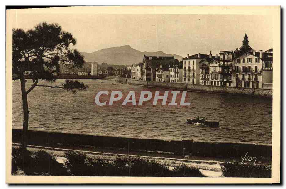 St Jean-de-Luz — Entrée du Port et Quai de Ciboure — Les Éditions d'Art Yvon, Paris