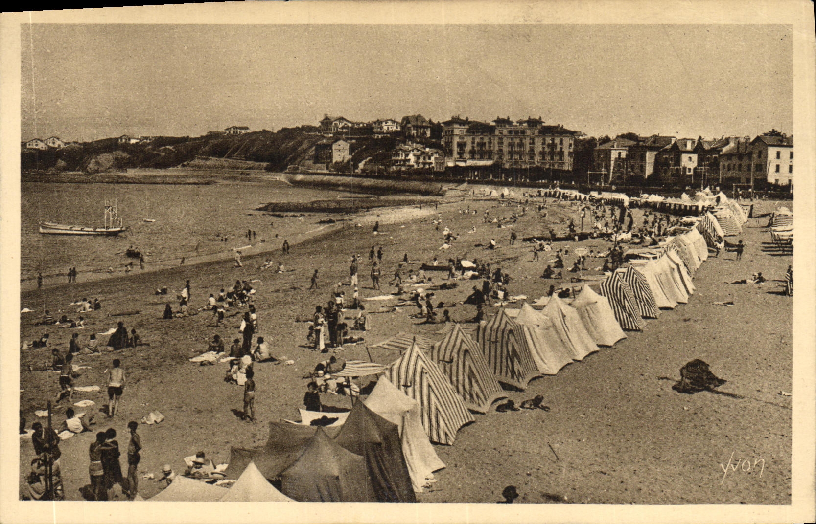 Saint-Jean-de-Luz — La Plage e la Punta Santa-Barba — Les Éditions d'Art VV, Parigi