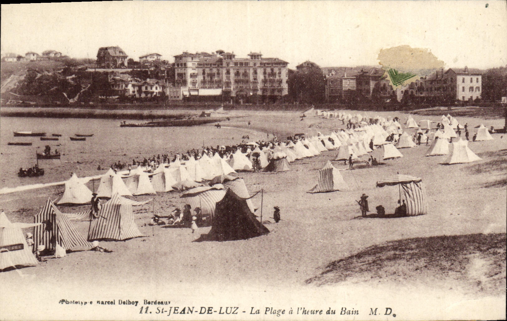 St-Jean-de-Luz — La Plage à l'heure du Bain — Phototypie Marcel Delboy, Bardeau