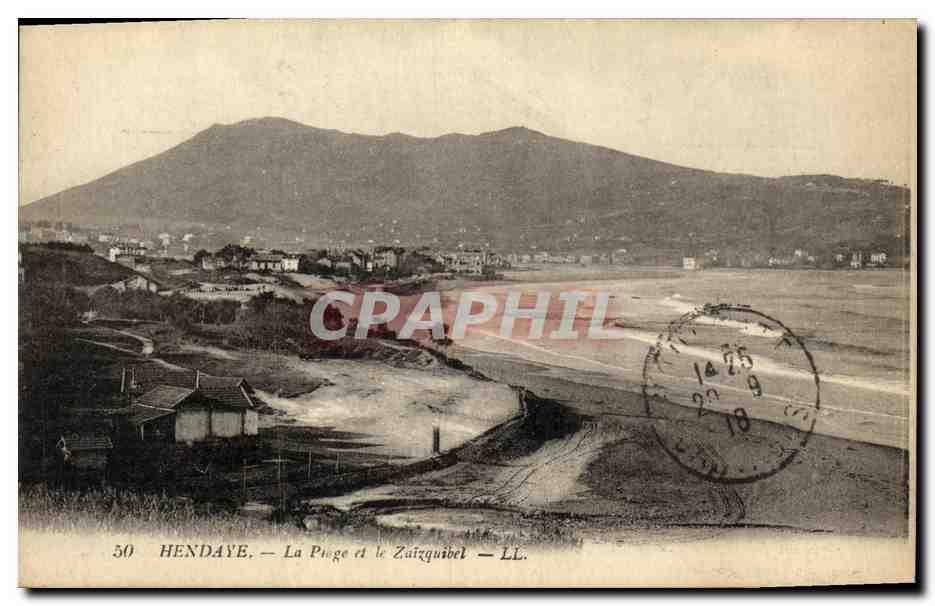 CPA Hendaye La Plage et Le Zuizquibel 