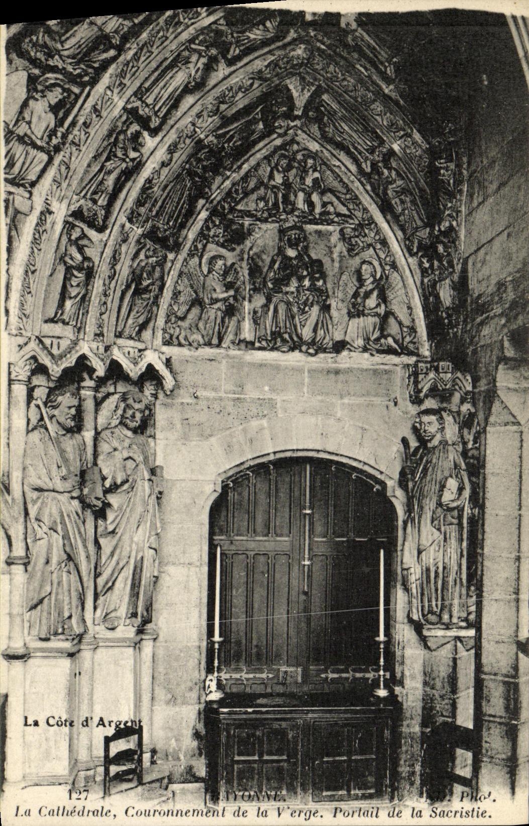 CPA Bayonne La Cathedrale De La Verge Portail de la Sacristie 