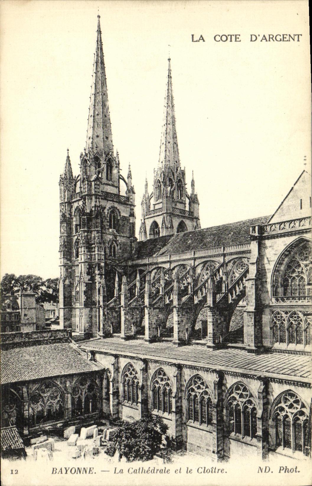 CPA Bayonne La Cathedrale et de Cloitre 