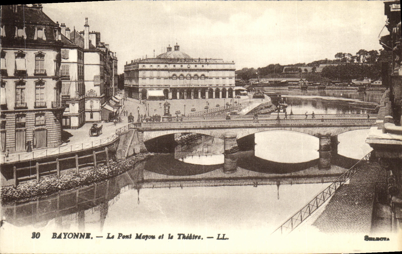 CPA Bayonne Le Pont Mayou Et Le Theatre 