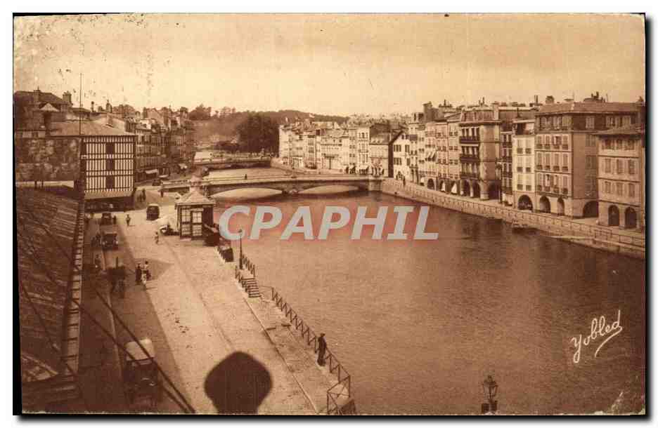 CPA Bayonne Les Quais de la Nive 