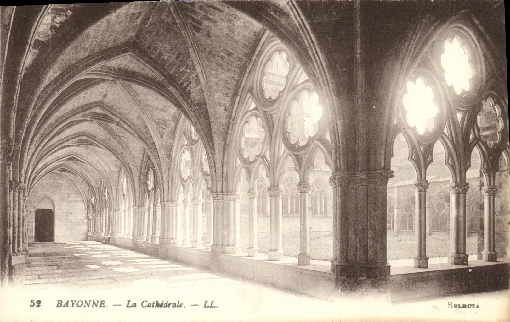 CPA Bayonne La Cathedrale 