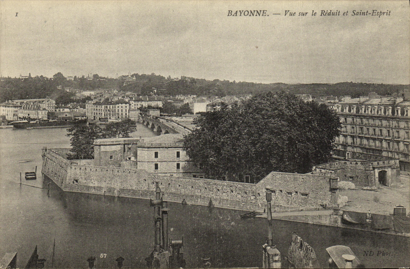 CPA Bayonne Vue Sur Le Reduit et Saint Esprit 