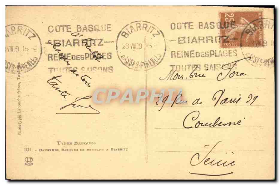 CPA Types basques se rendant a Biarritz Folklore Costumes — Verso