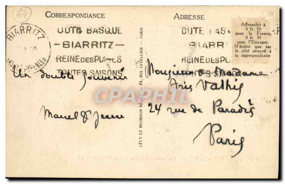 CPA Biarritz Le Port Des Pecheurs et L Eglise Sainte Eugenie  — Verso