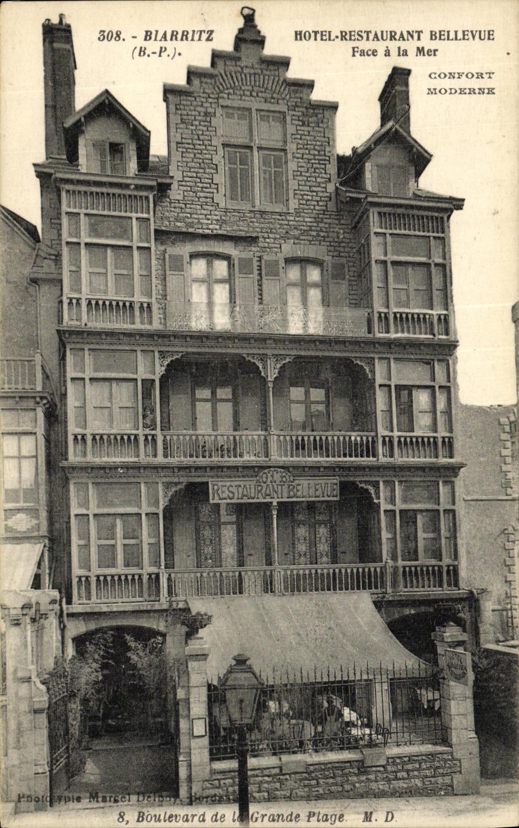 CPA Biarritz Hotel Restaurant Bellevue Face a la mer Boulevard de la grande plage 