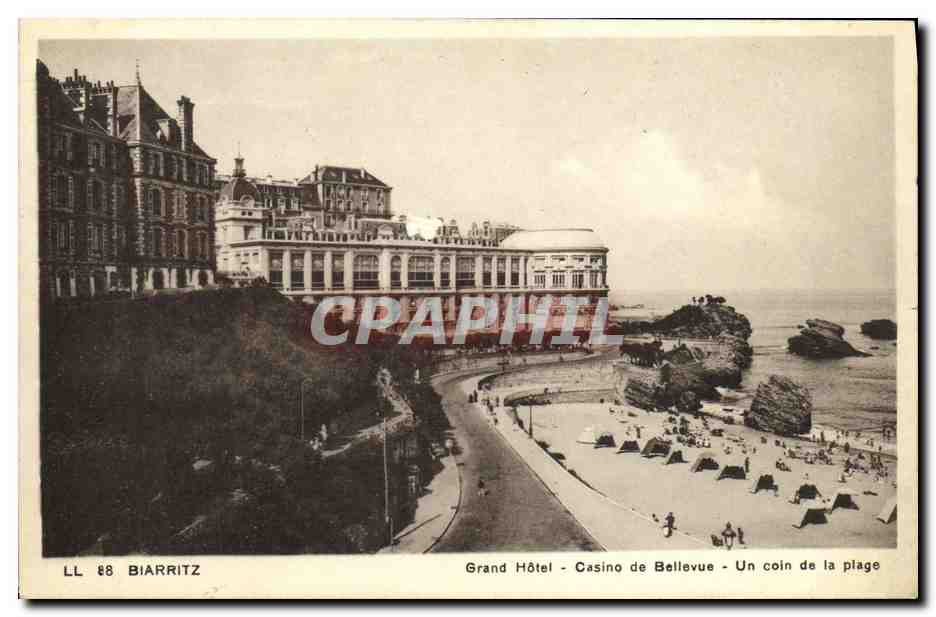 CPA Biarritz Grand Hotel Casino De Bellevue Un coin de la plage 
