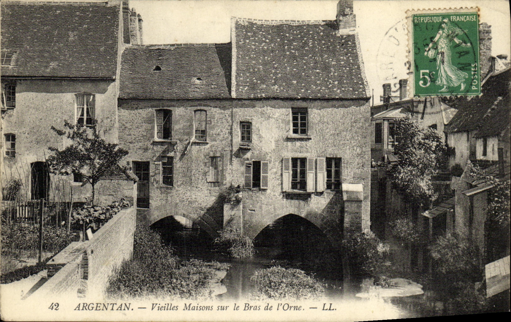 CPA Argentan Vieilles Maisons Sur Le Bras de L Orne