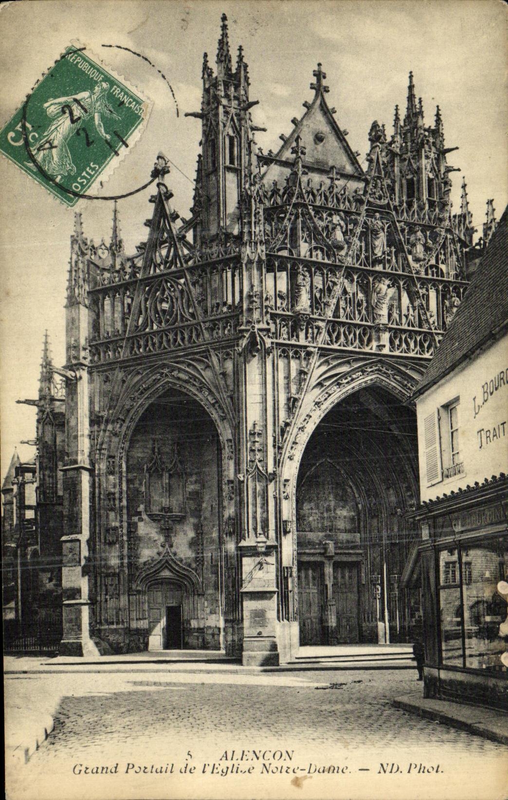 CPA Alencon Grand Portail de L Eglise Notre Dame 