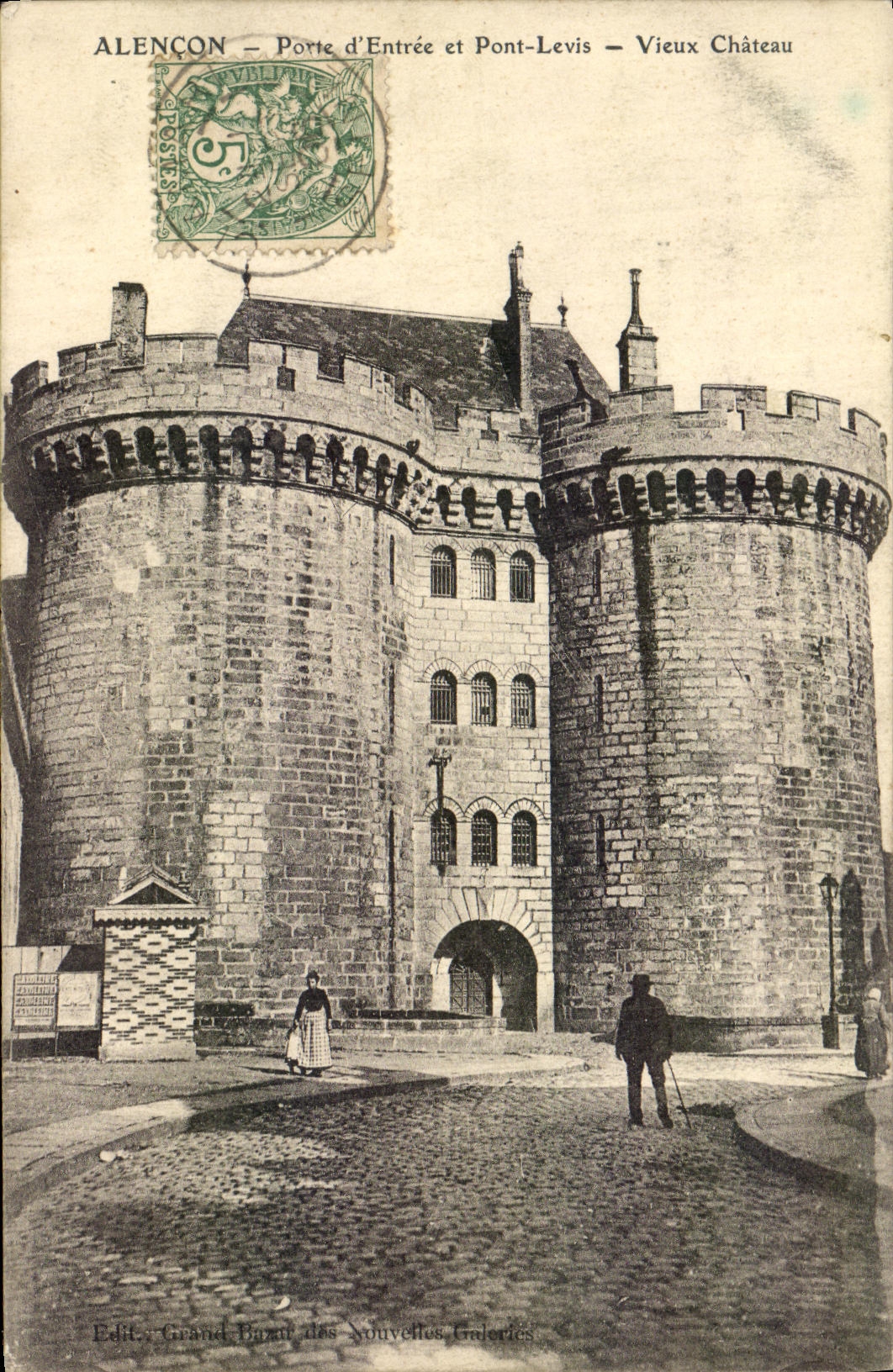 CPA Alencon Porte d Entree Et Pont Levis Vieux chateau