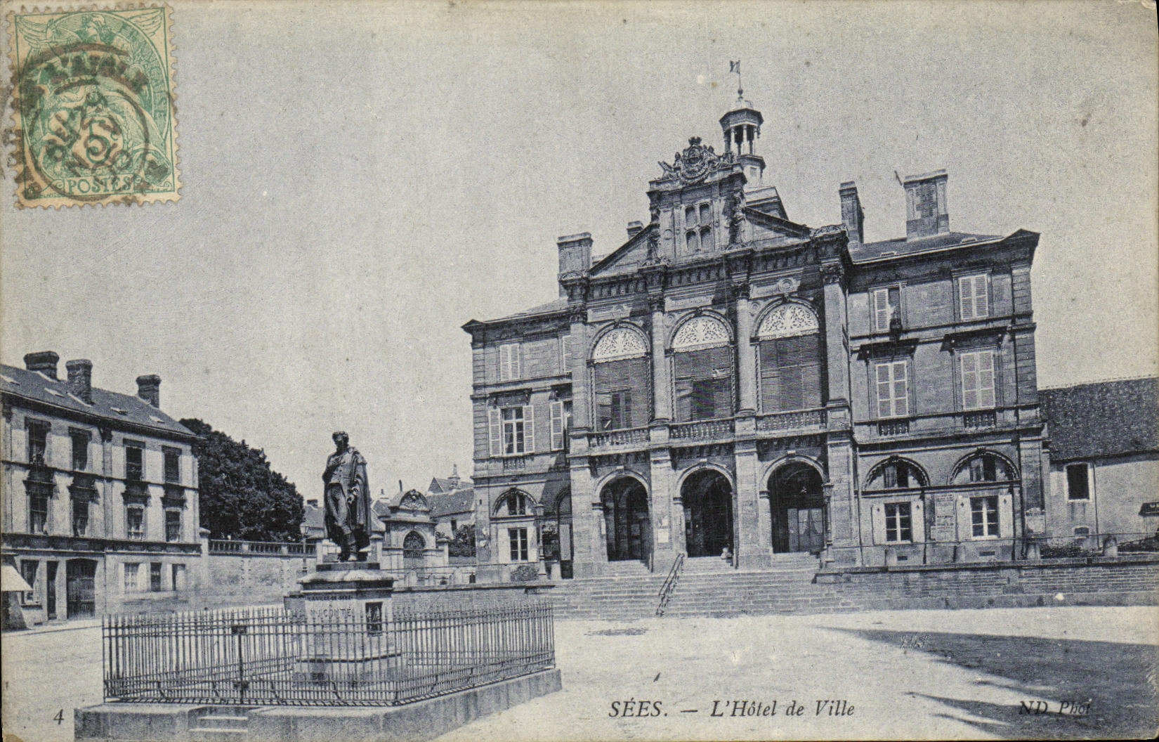 CPA Sees L Hotel de Ville 