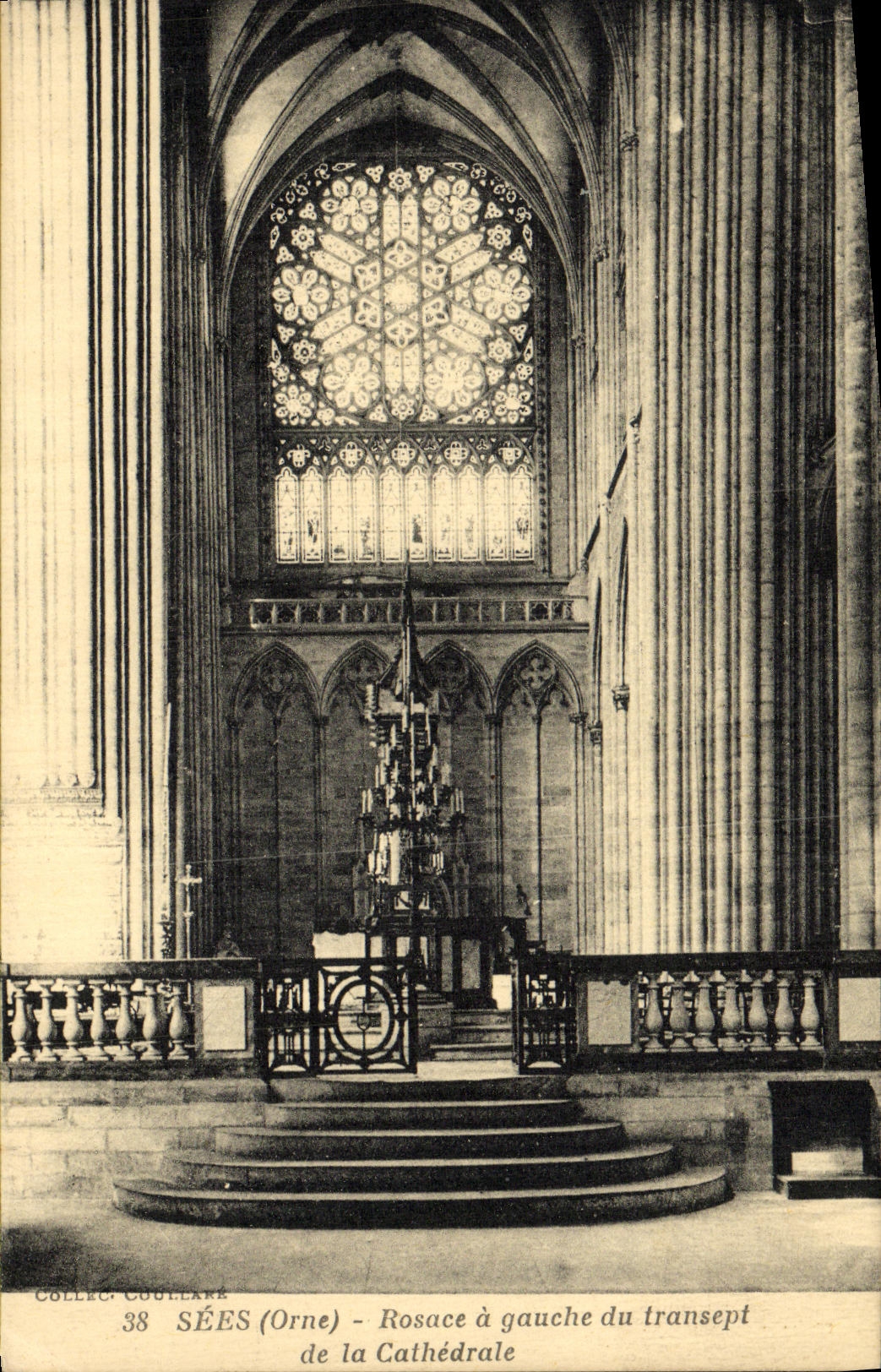 CPA Sees Rosace A Gauche du Transept De La Cathedrale