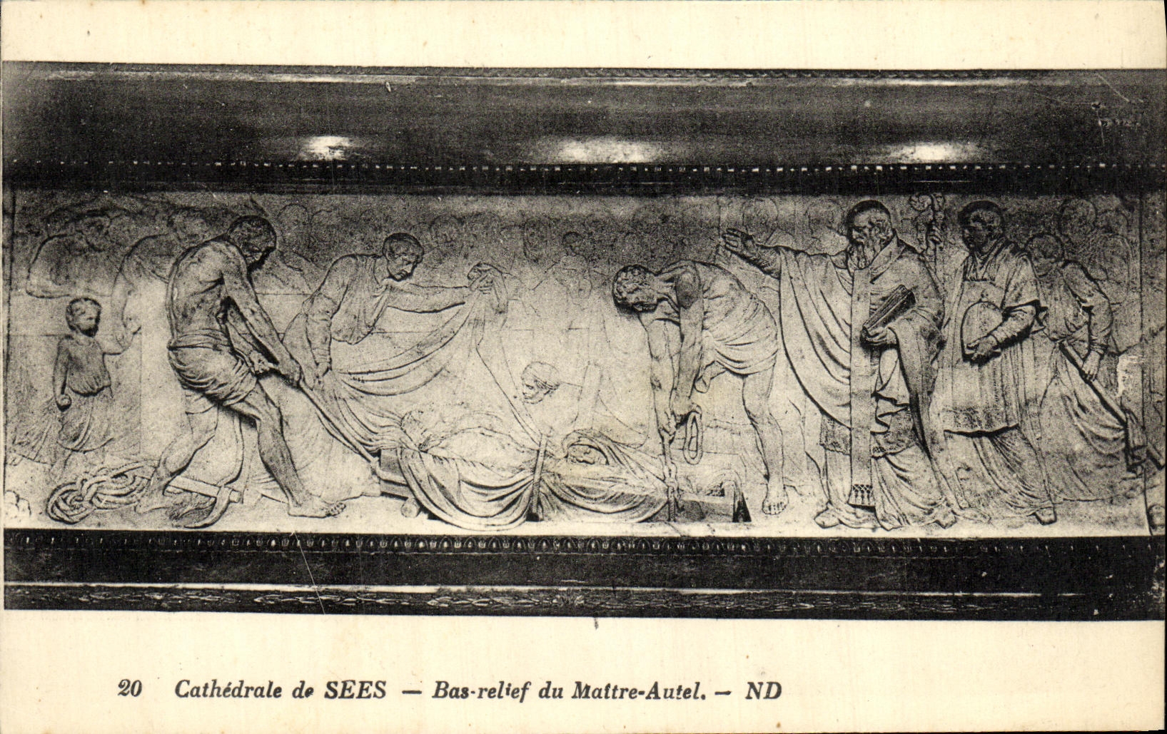 CPA Cathedrale de Sees Bas Relief Du Maitre Autel 