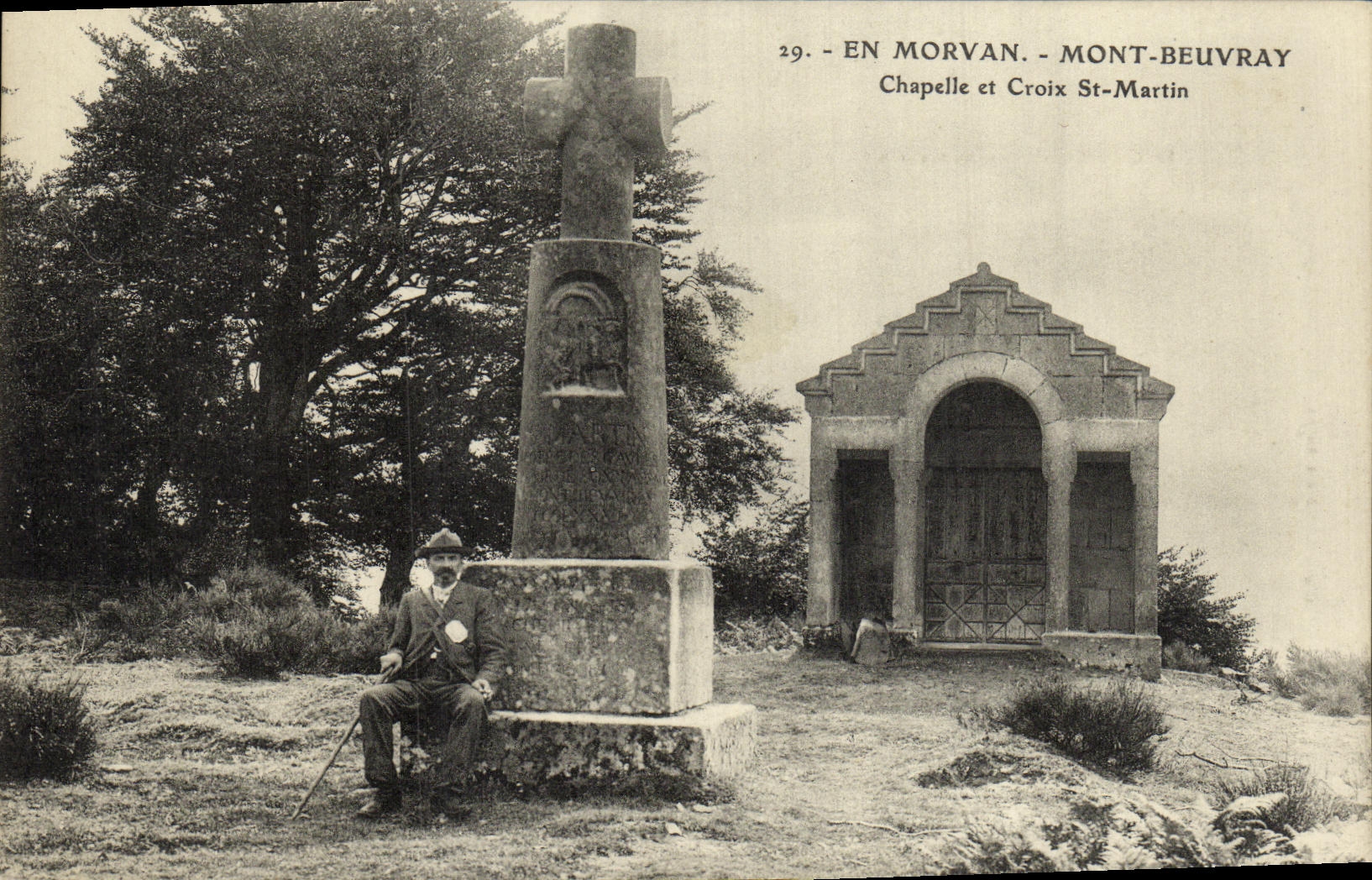 Mont-Beuvray - Kapelle und Kreuz Saint-Martin — Verlag: C. Cana in Autun, Nr. 29