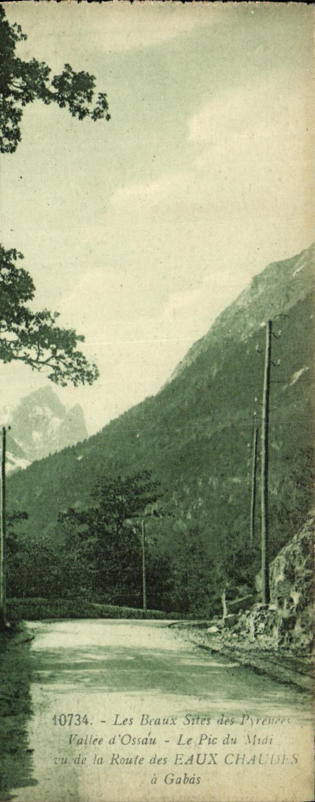 Vallee d'Ossau - Le Pic du Midi vu de la Route des Eaux Chaudes à Gabas — R. Bergevin, La Rochelle