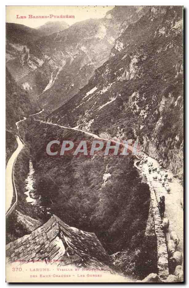 CPA Laruns Vieille Et Des Eaux Chaudes Les Gorges 