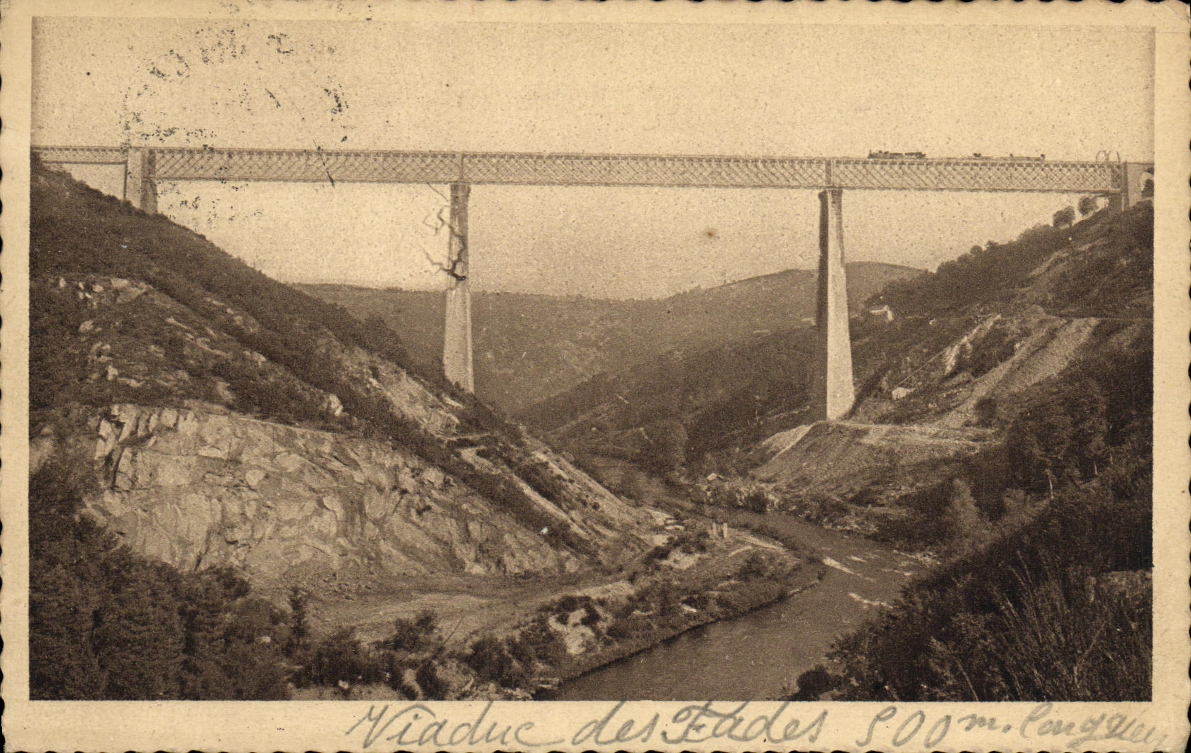 Viaduc des Fades — Allgemeiner Blick — L'Auvergne Pittoresque