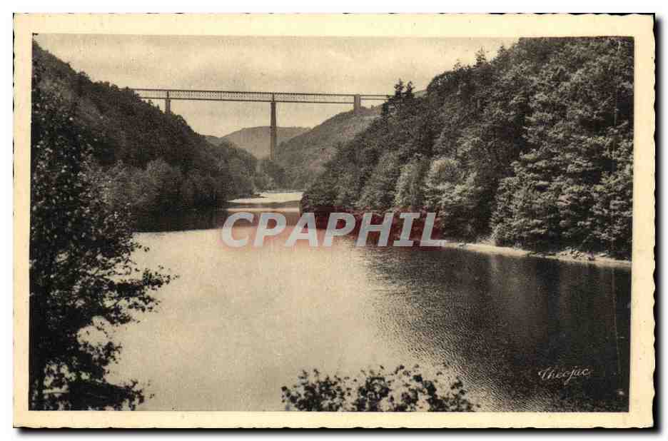 CPA L Auvergne Viaduc des Fades 