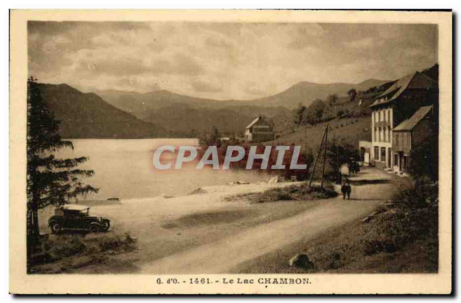 Le Lac CHAMBON — vue du lac avec voiture et bâtiments — G. d'O. - 1461 - Anverso